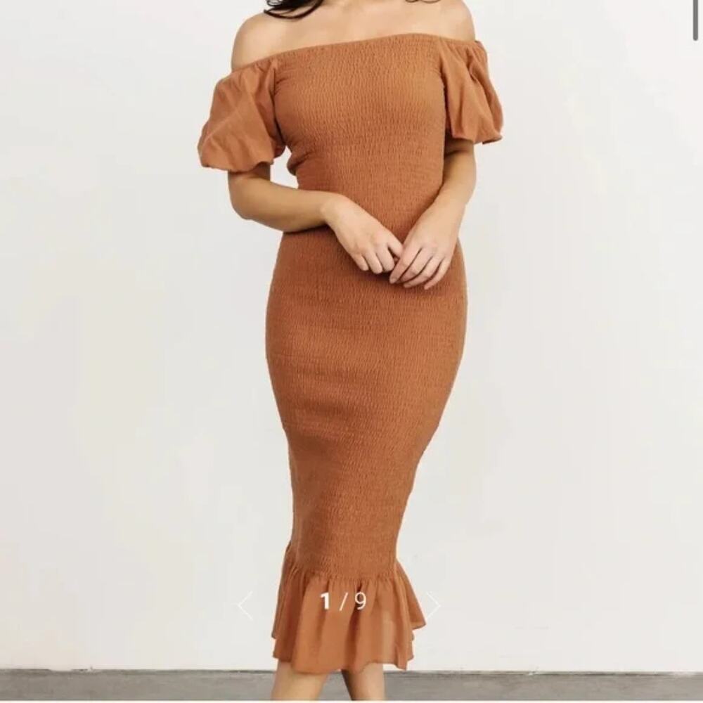 Baltic Born Alana Smocked Midi Dress Mocha Off The Shoulder Bodycon Fitted Sze M